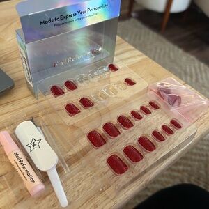 Nail Reformation Red Glitter Press-On Nails